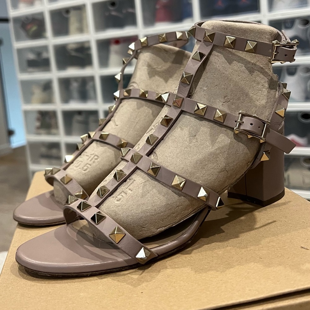 COPY - Valentino ROCKSTUD CAGED SANDAL POUDRE 60MM size 38.5.